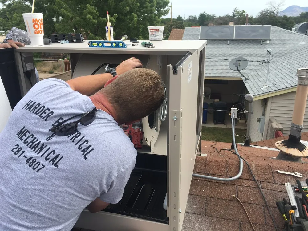 Certified electrician providing wiring installation in , 