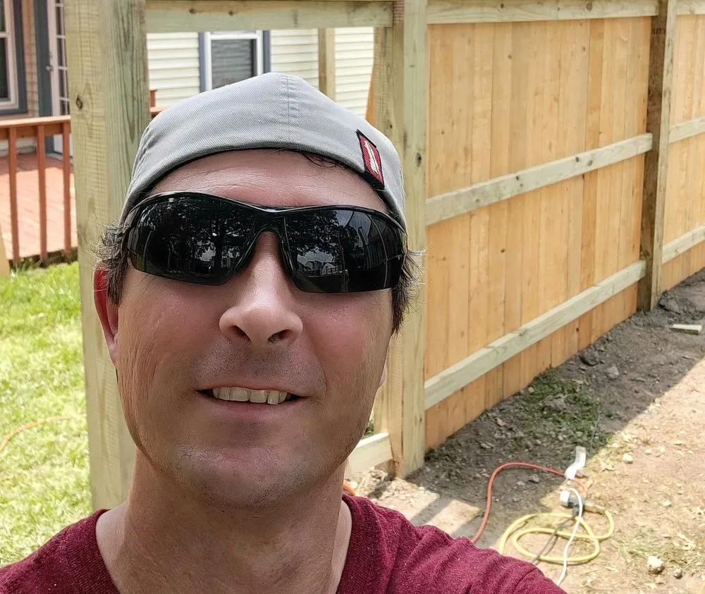 Slide of Hardie's Home Repair