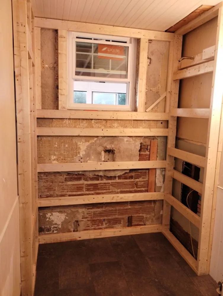 Licensed electrical repair in , by Hardin's Construction