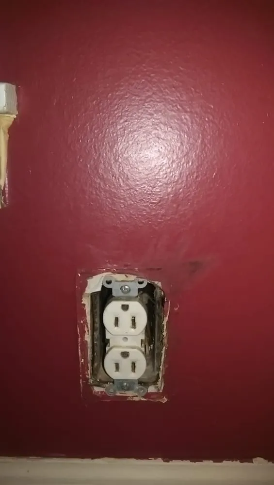 Slide of Hardy Electric