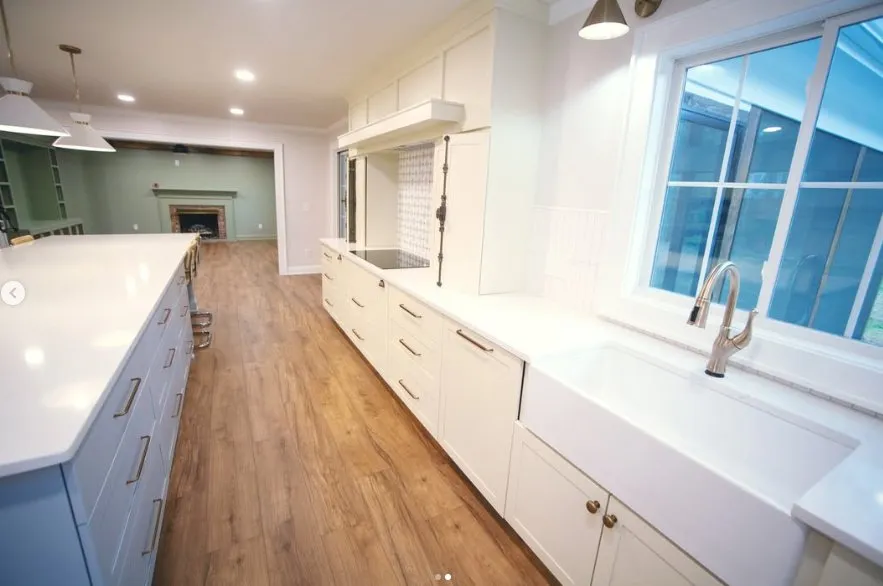 Slide of Harris Electrical Contractors