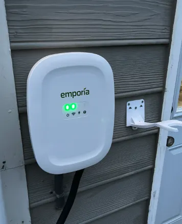 Certified emergency electrical service in ,  by Harris Electrical Contractors