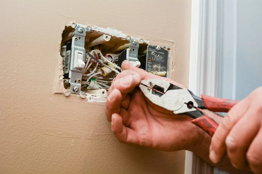 Slide of Harvan Electric