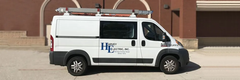 Emergency electrician providing panel upgrade in Boulevard, TX - Harvey Electric