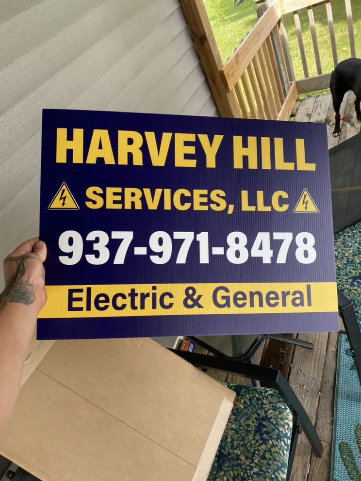 Certified electrician providing circuit breaker repair in ,