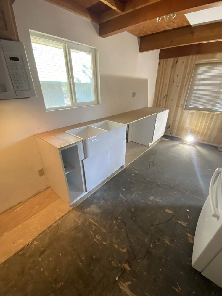 Reliable electrician providing panel upgrade in Fawnskin, CA - Hastingspacific