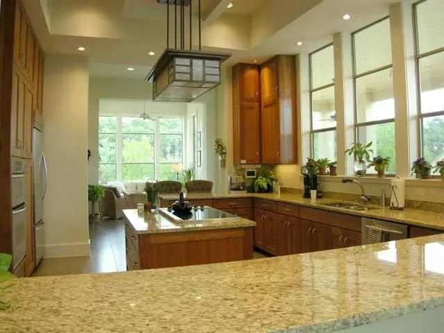 Licensed emergency electrical service experts serving Studio City, CA - Hatfield Electrical Services