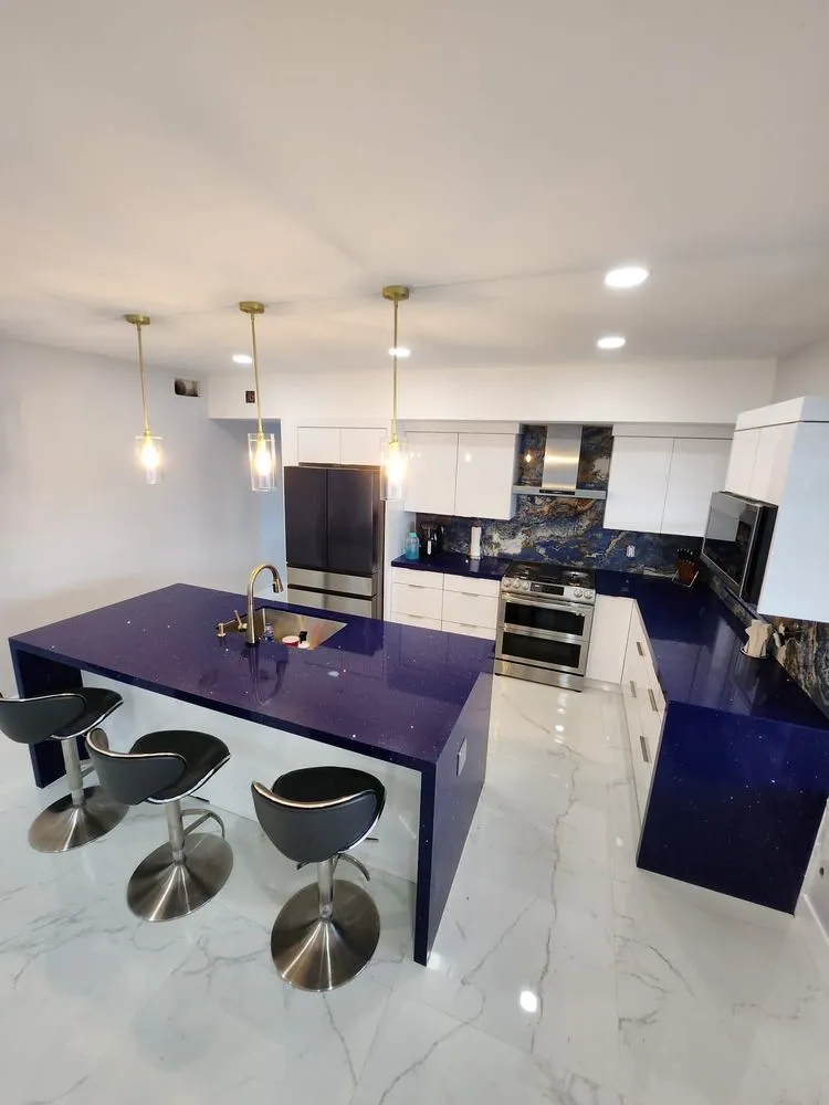 Slide of Hauss Deluxe