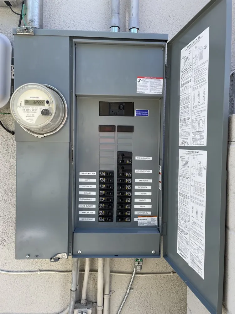 Slide of Havican Custom Electric