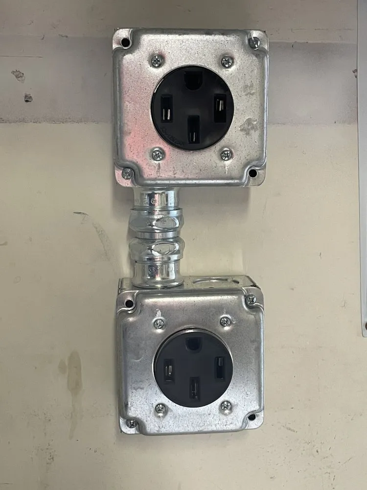 Affordable circuit breaker repair experts serving ,  - Havican Custom Electric