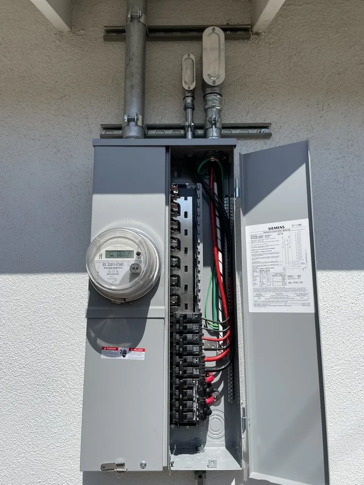 Professional circuit breaker repair service in ,  - Havican Custom Electric