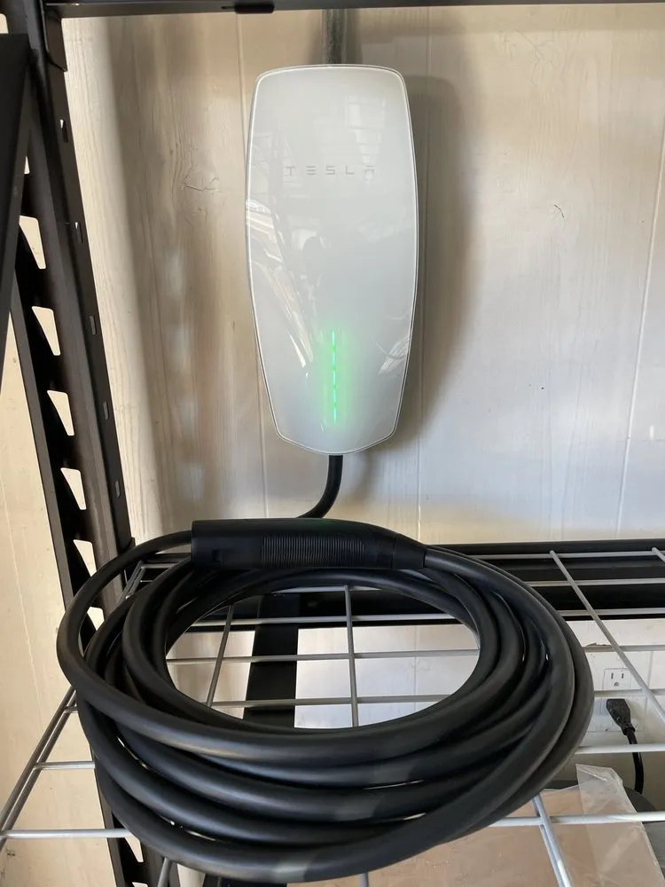 Trusted circuit breaker repair experts serving ,  - Havican Custom Electric