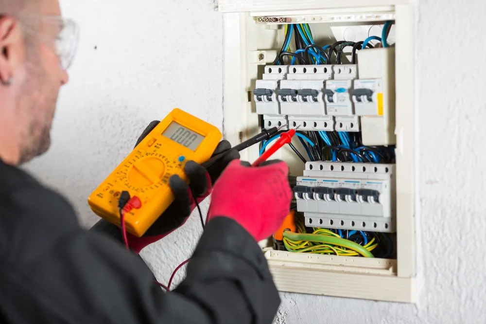 Professional circuit breaker repair service in Puunene, HI - Hawaii Electrical Solutions