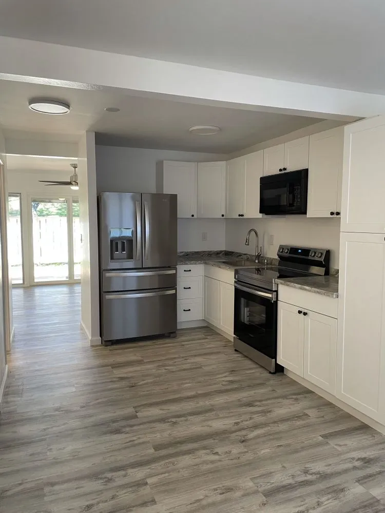 Professional electrician providing emergency electrical service in ,