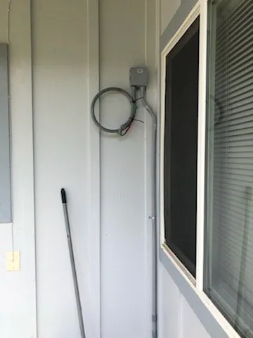 Slide of Hawaii Energy Solutions