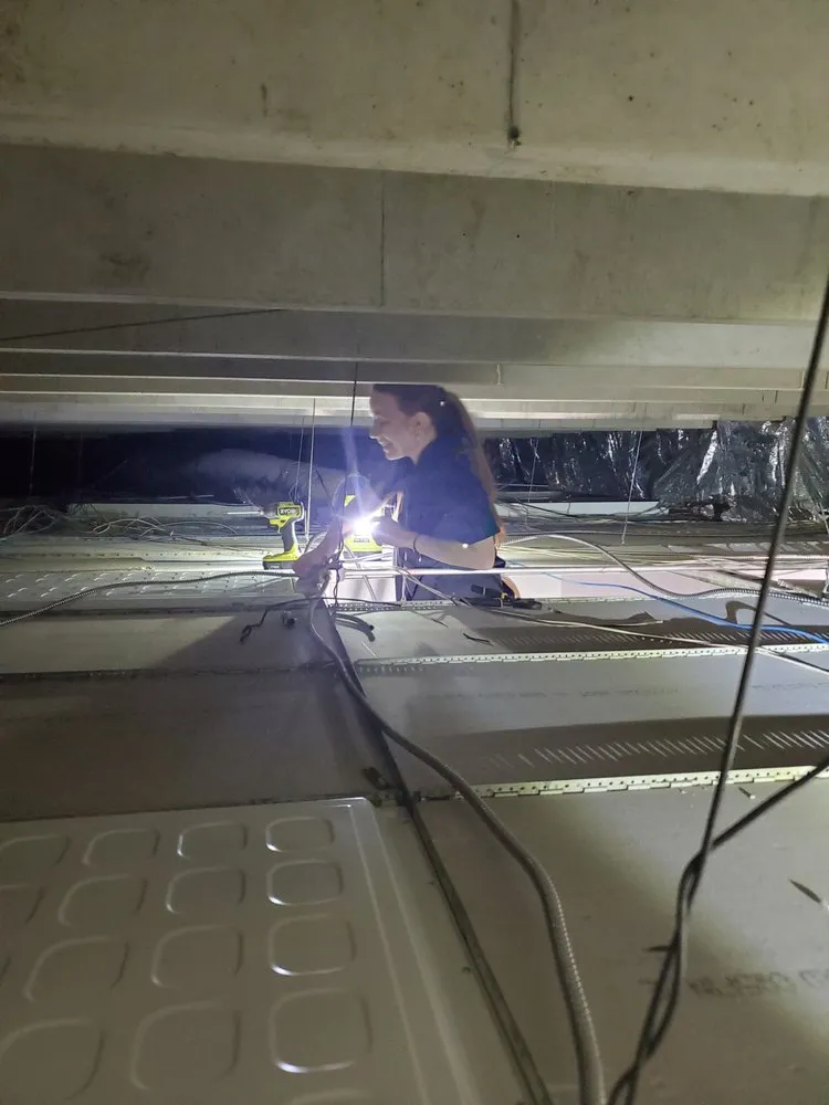 Emergency electrical service for homes in emergency electrical service,  by 