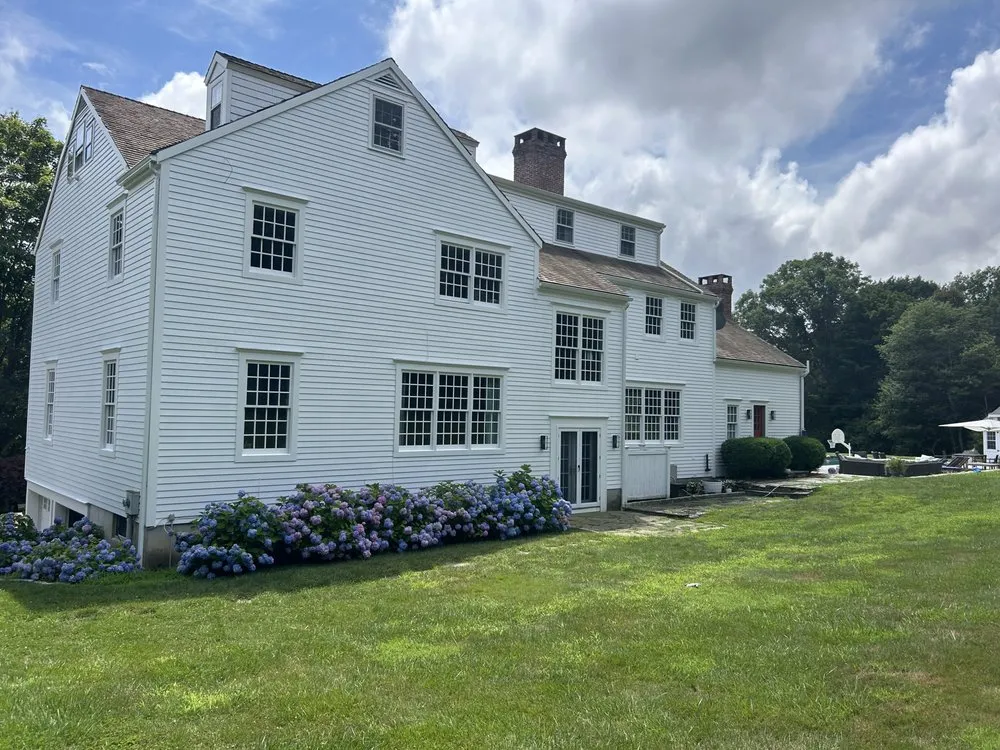 Slide of Hawkeye Home Improvements