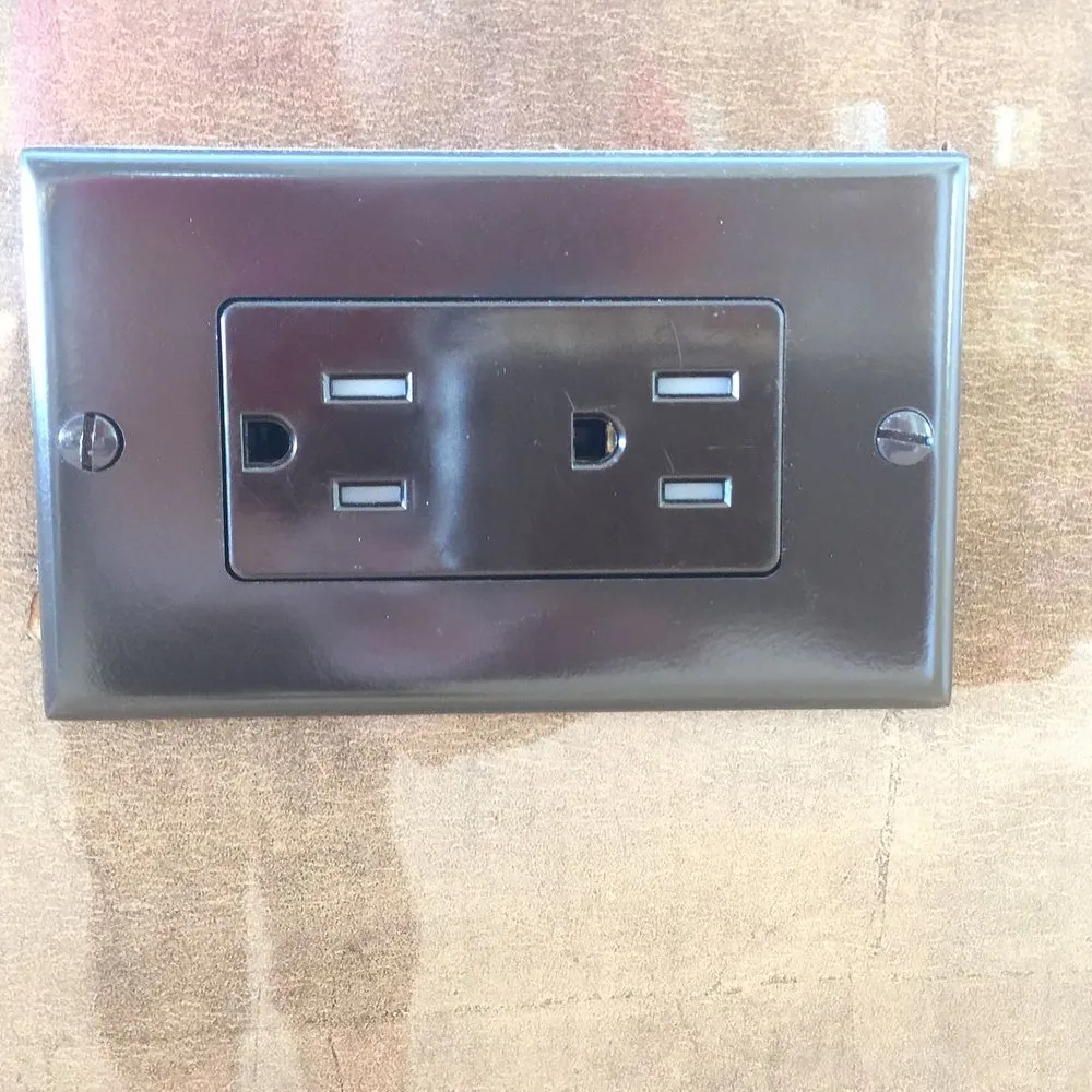 Slide of Hawthorne Electrician Service