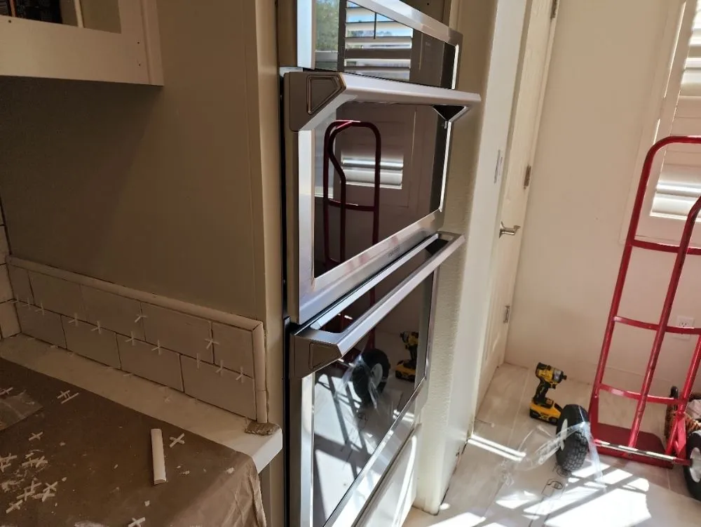 Slide of HD Electric 831