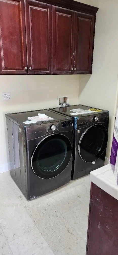 Slide of HD Electric 831