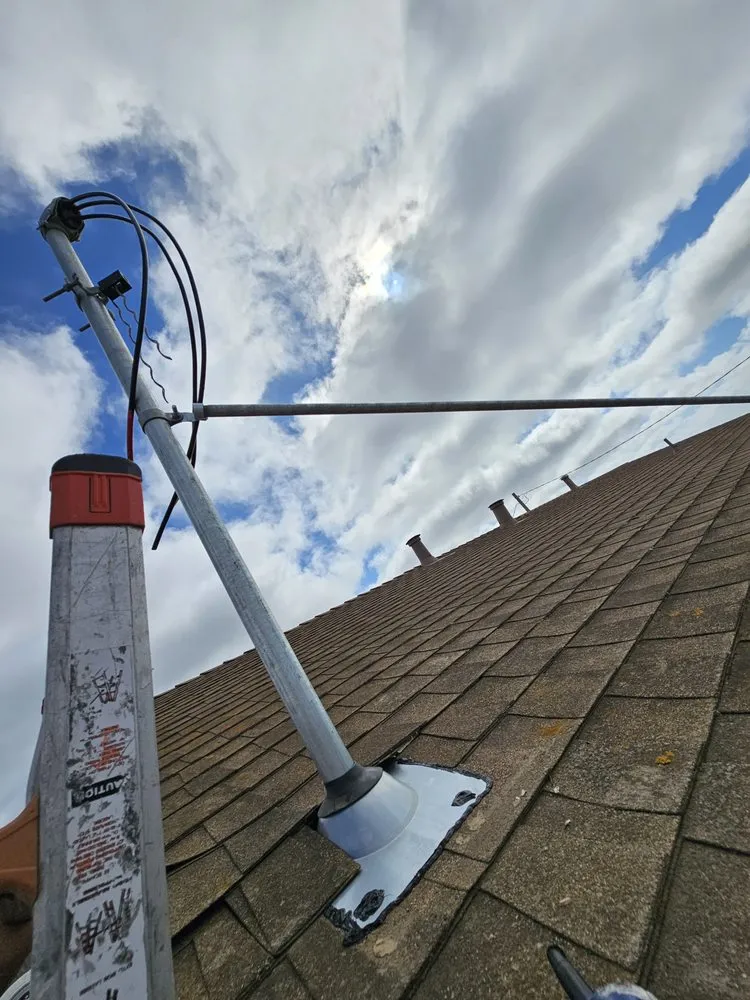 Slide of HD Electric 831