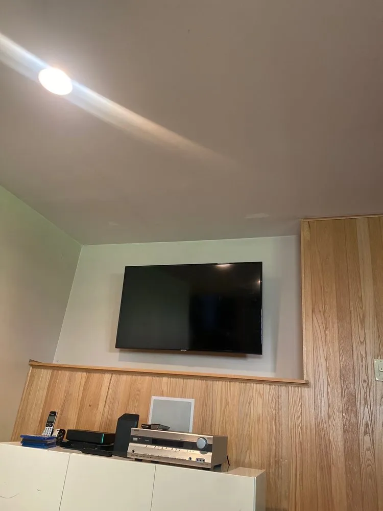 Slide of HDforever Electric Solutions