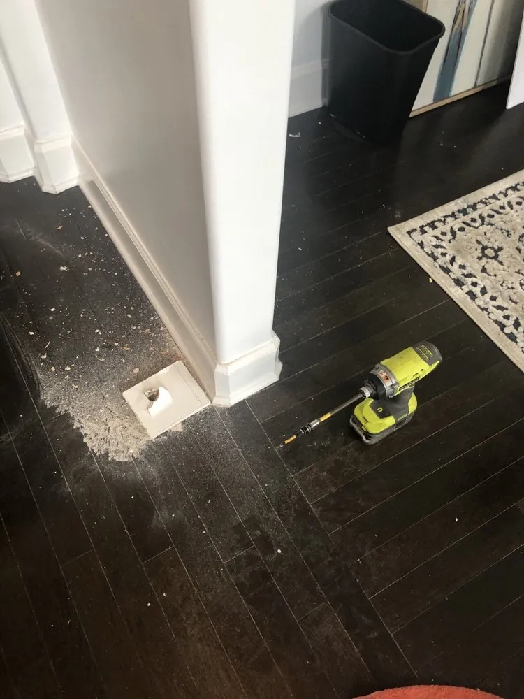 Licensed outlet and switch repair service in , - Heck Electric