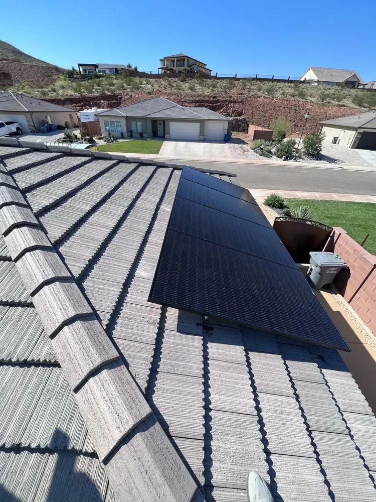 Slide of Hedgehog Electric & Solar