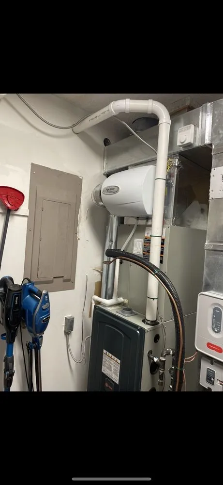 Licensed emergency electrical service service in Mansfield, IL - Heiser Heating And Air
