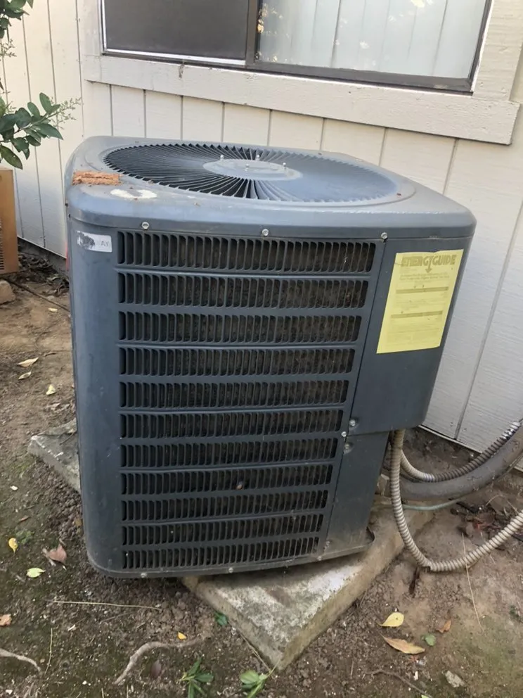 Licensed outlet and switch repair service in Arden-Arcade, CA - Hello HVAC
