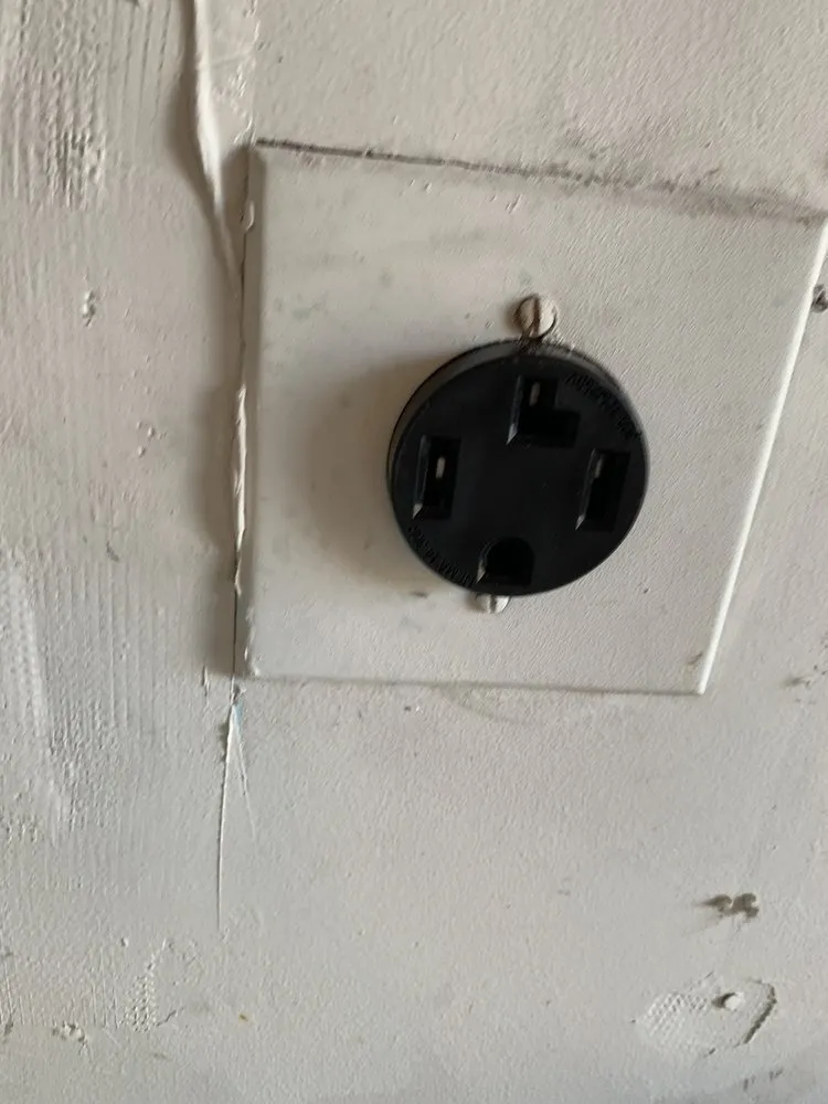 Licensed electrical service for homes in panel upgrade, by