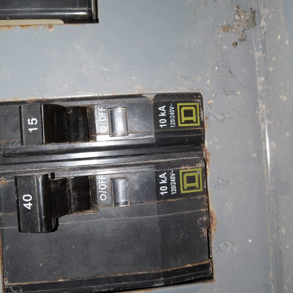 Slide of Henderson & Sond