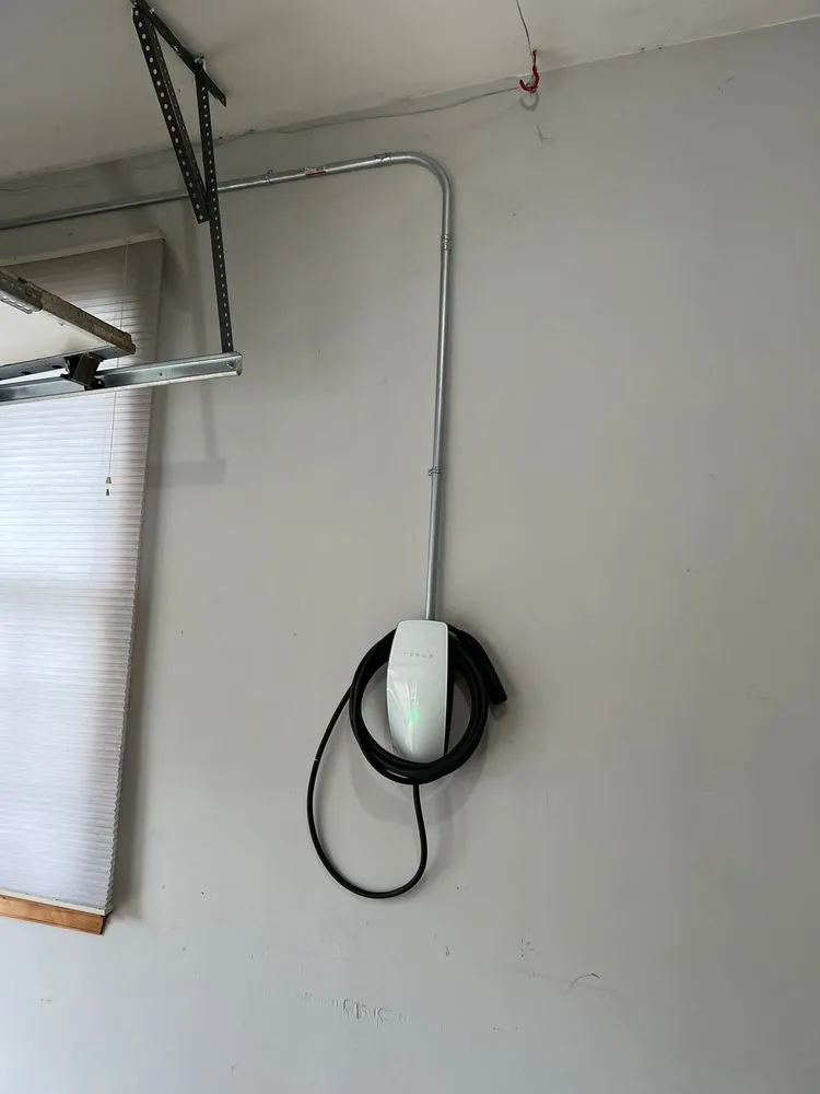 Slide of Henelect Electrical Contractor