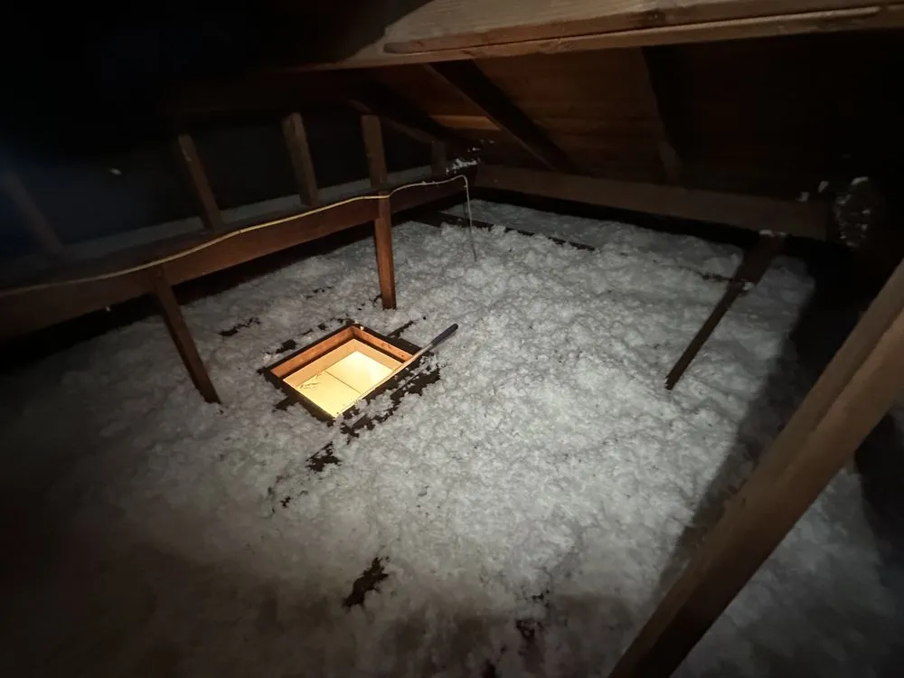 Emergency electrical repair service in La Habra, CA - Henrys Handyman Services