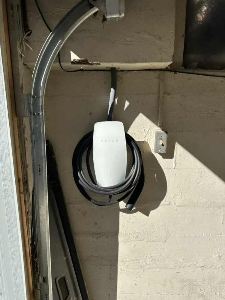 Slide of Hensley Electric