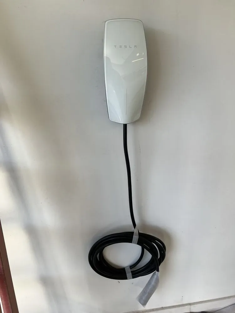 Slide of Hensley Electric