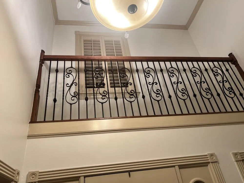 Slide of Hernandez Classy