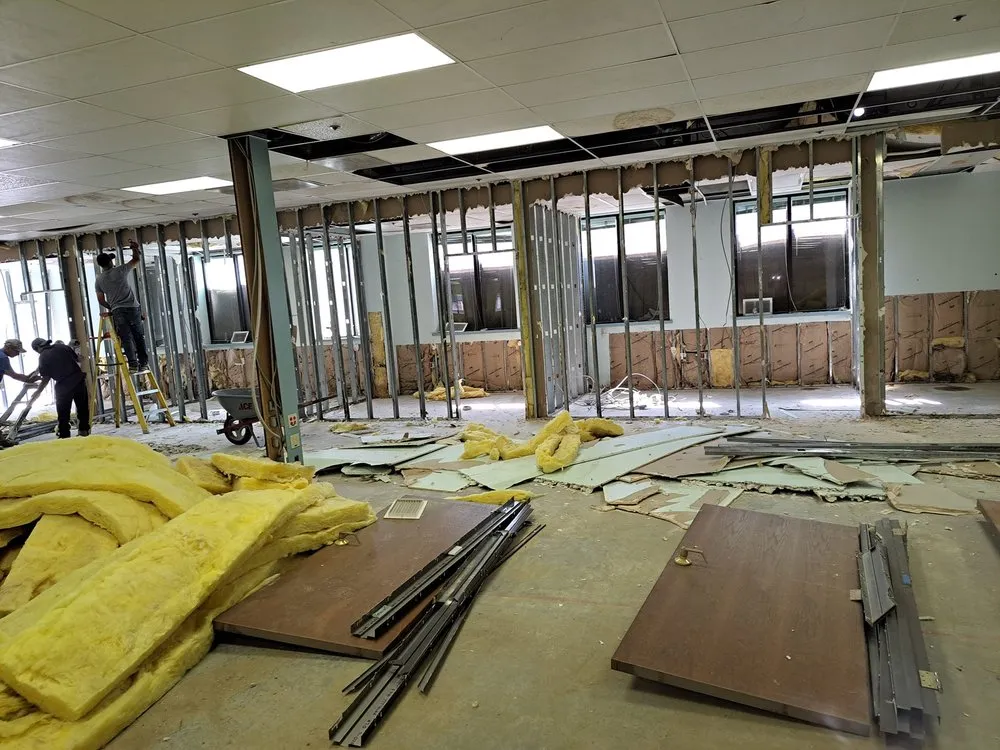 Slide of Hernandez Construction Do It All