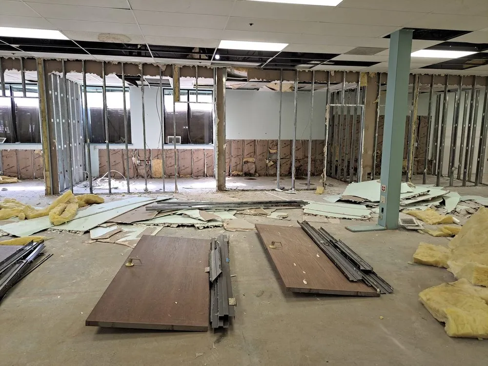 Slide of Hernandez Construction Do It All