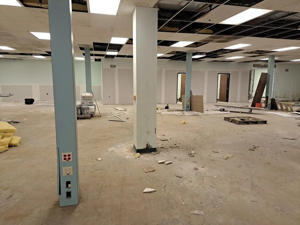 Slide of Hernandez Construction Do It All