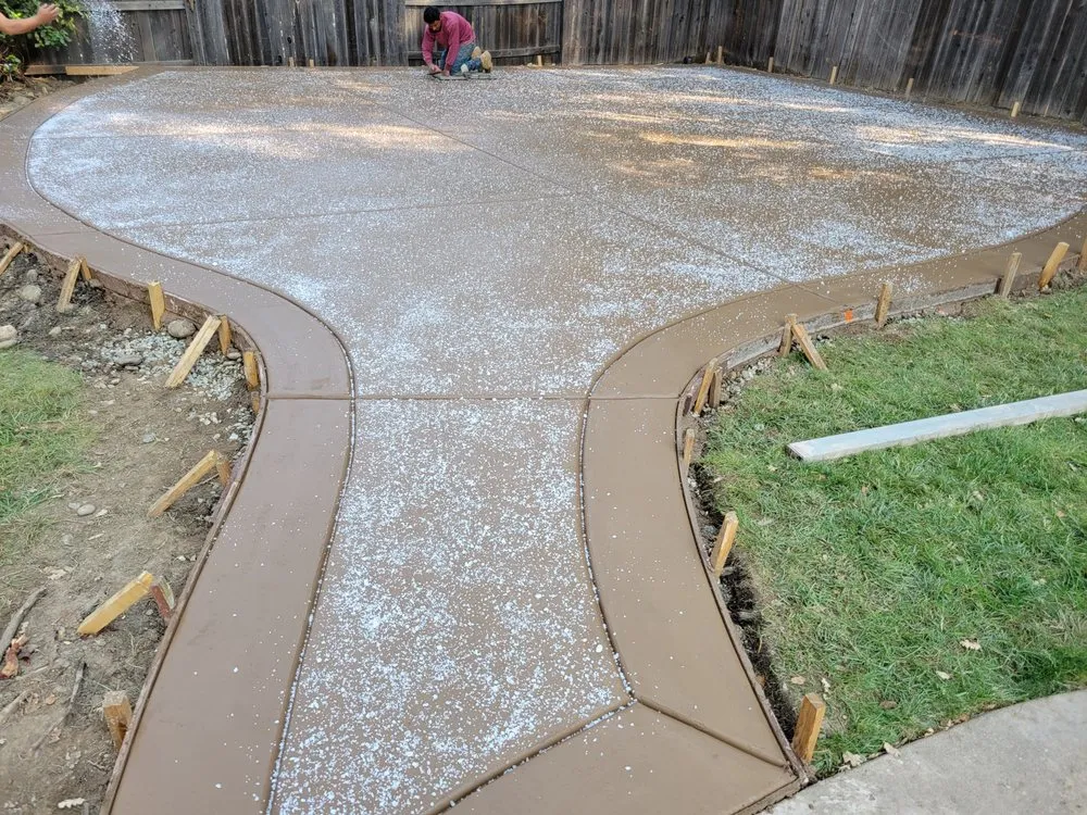 Slide of Hernandez Construction