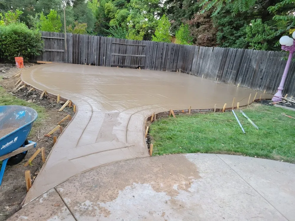 Slide of Hernandez Construction