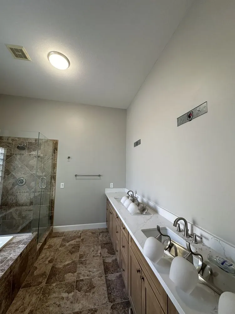 Slide of Hernandez Contracting