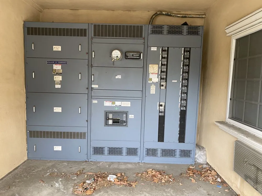 Slide of Hernandez Electric