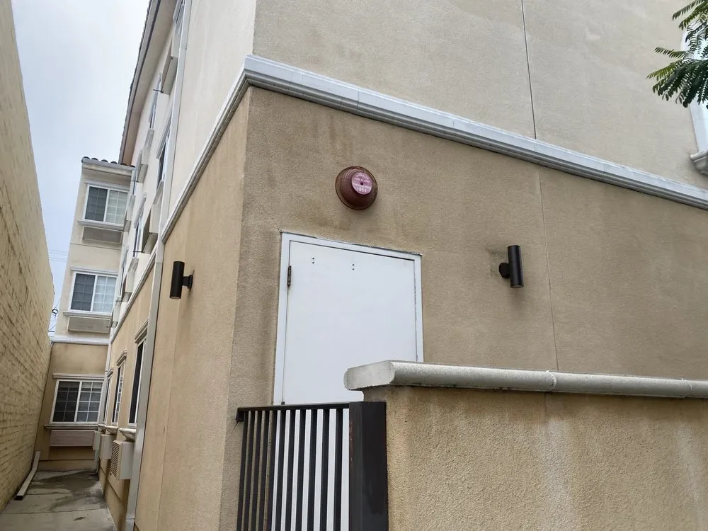 Slide of Hernandez Electric