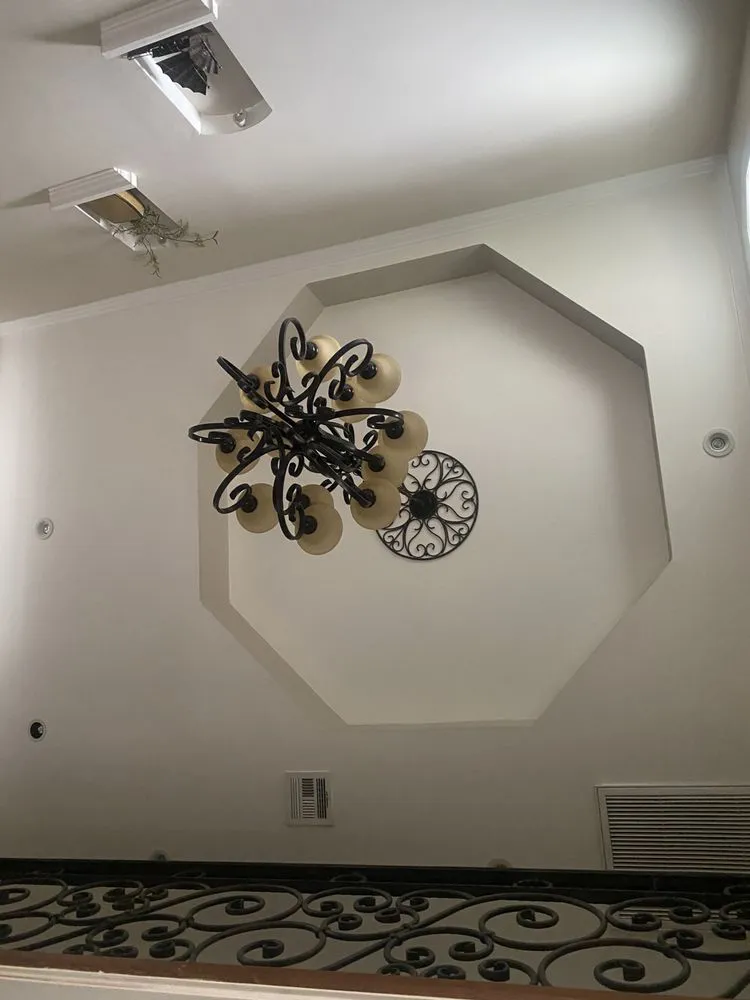 Slide of Hernandez Electric