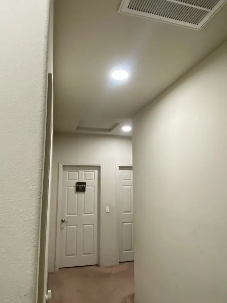 Slide of Hernandez Electric