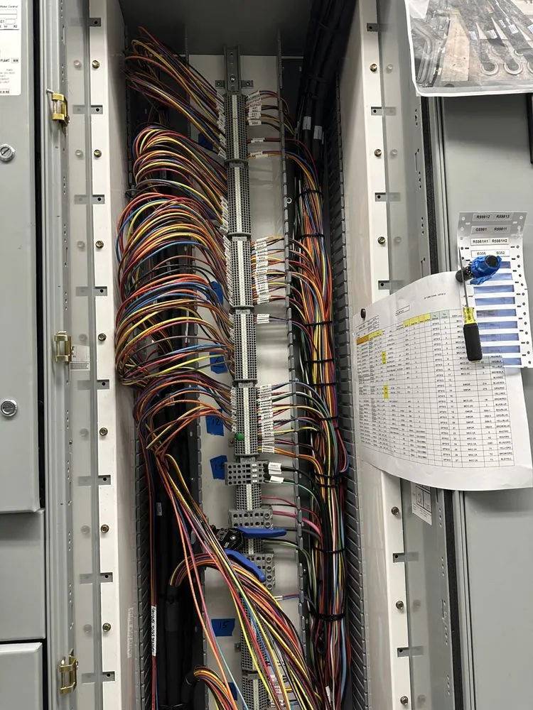 Slide of Hernandez Electric