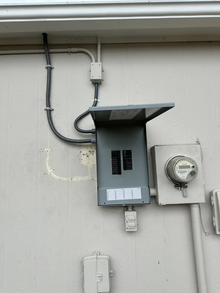 Slide of Hernandez Electric