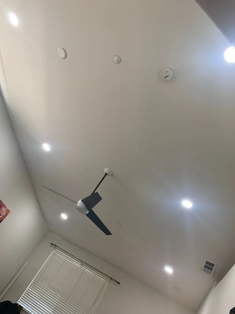 Slide of Hernandez Electric